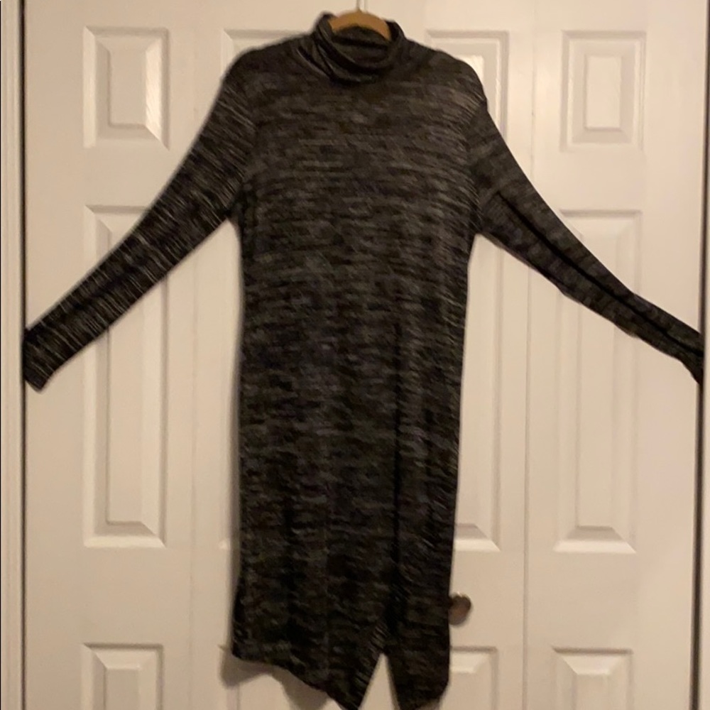Nice midi dress!